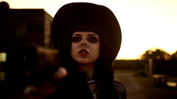 yeahimcaroline instagram image archive image