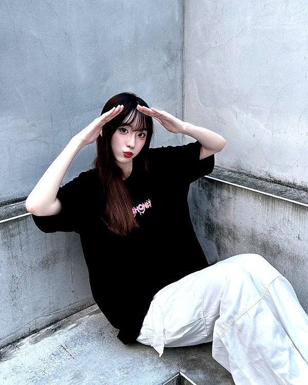 ku._03 instagram image archive image