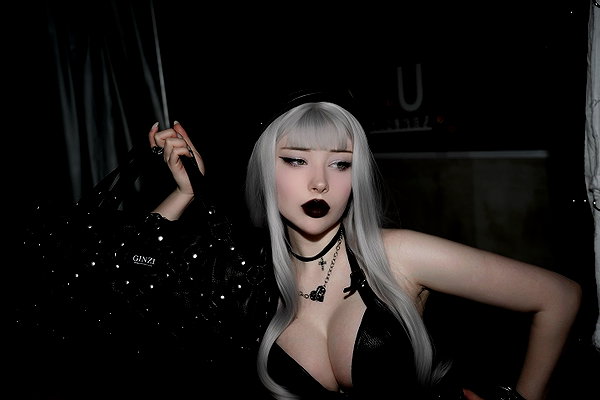 alina_thedoll instagram image archive image