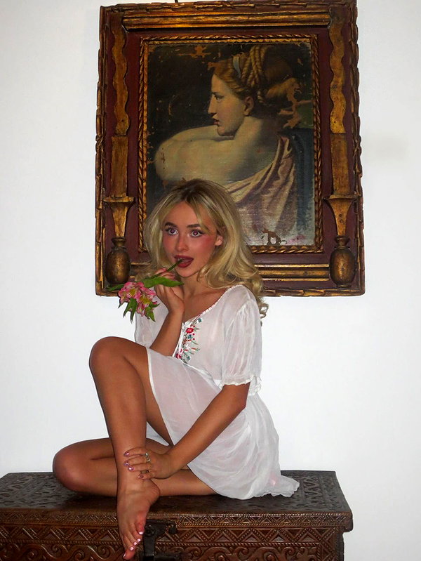 sabrinacarpenter instagram image archive image