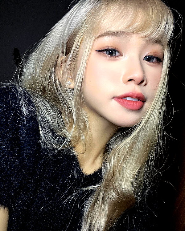 e.shao_417 instagram image archive image