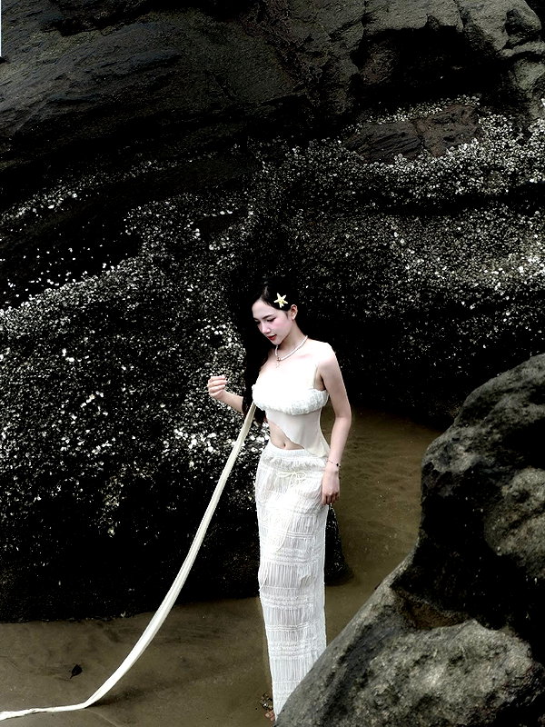 lyhythuedoxinh instagram image archive image