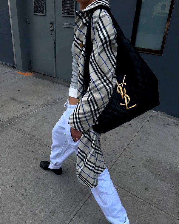 reneeebeller instagram image archive image