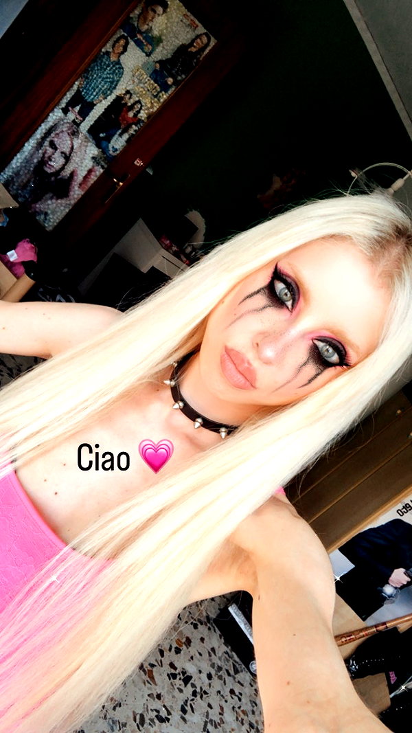 roxiechelon2 instagram image archive image