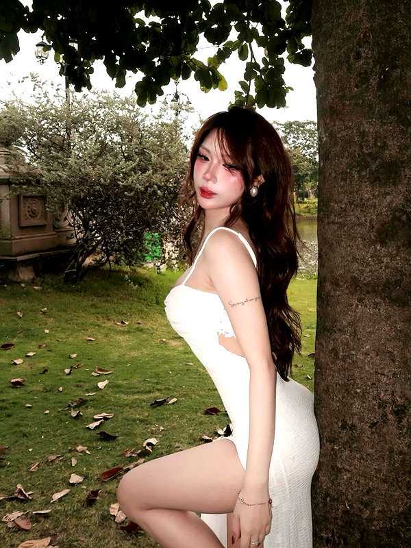 lyhythuedoxinh instagram image archive image
