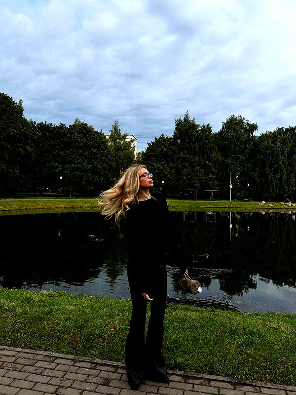 esmireal instagram image archive image