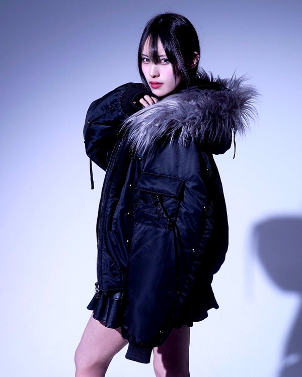 yamikumo_leisa instagram image archive image