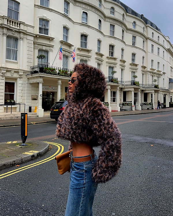 oliviaphillipps instagram image archive image