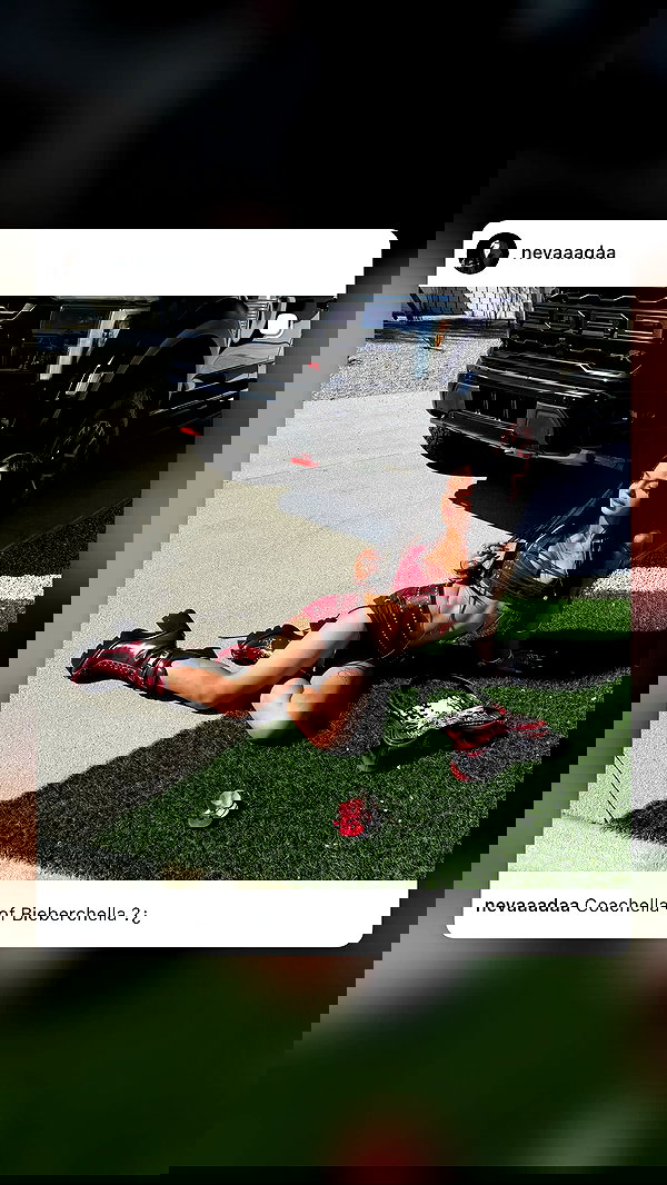 nevaaadaa nevaaadaa archive image