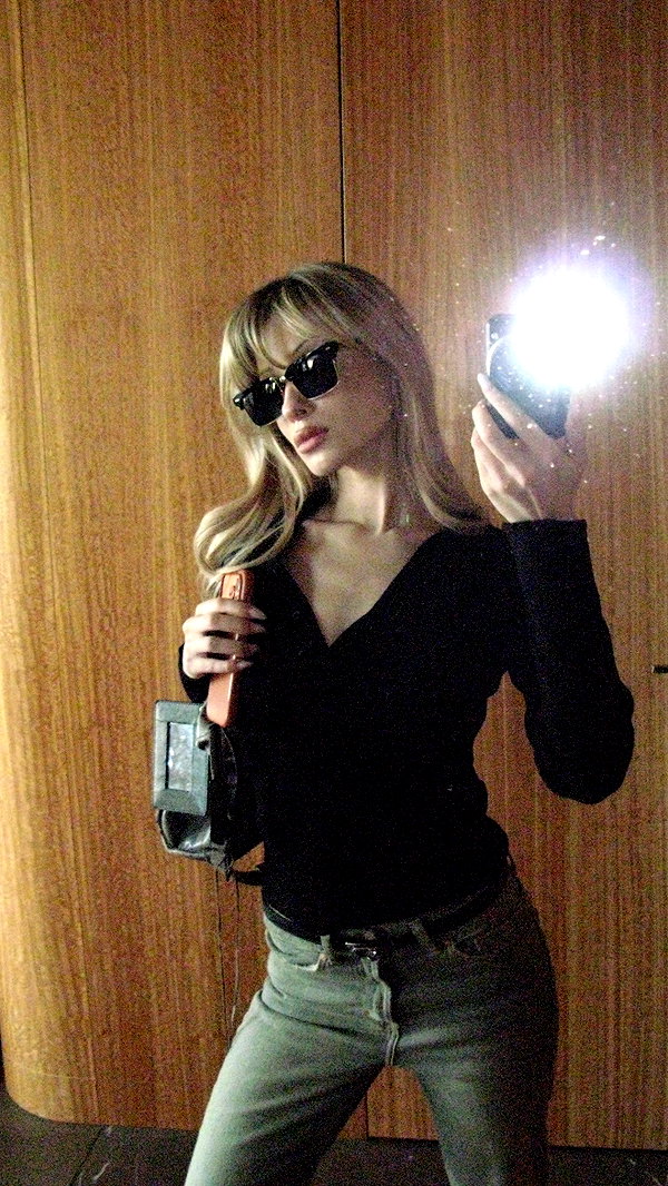 kkwwwv instagram image archive image