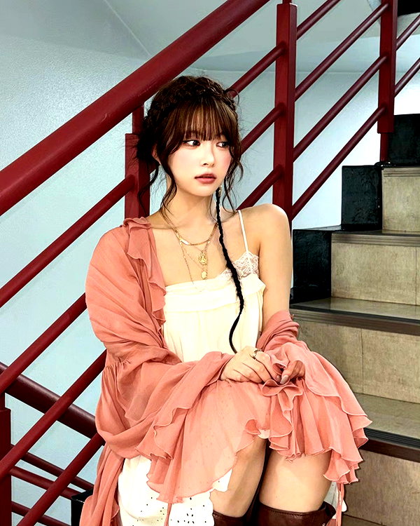 hhh.e_c.v instagram image archive image