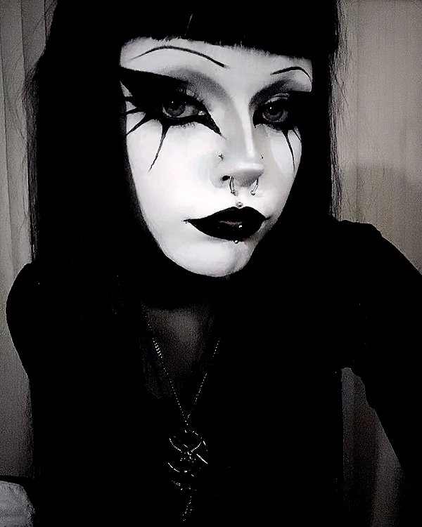 kittenfangsxx instagram image archive image