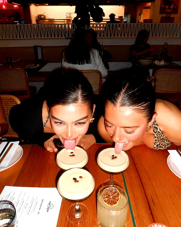 oliviaphillipps instagram image archive image