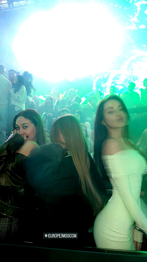veroni22ka instagram image archive image