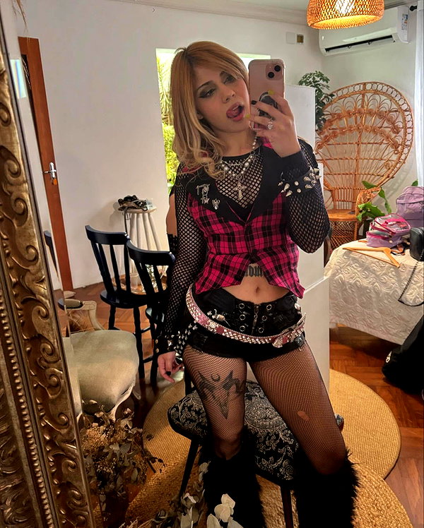lucychernov instagram image archive image