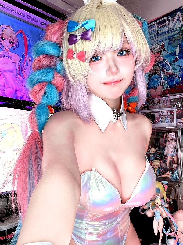 purinn_cos instagram image archive image