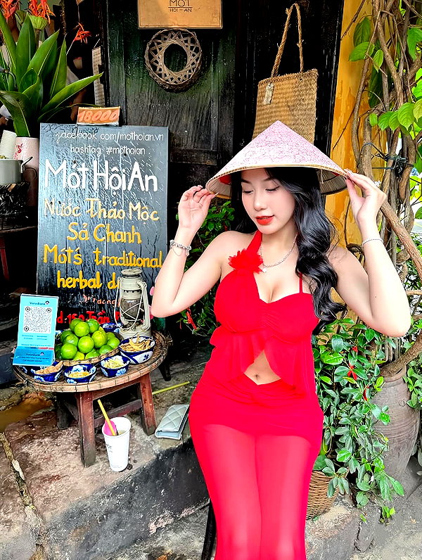 lyhythuedoxinh instagram image archive image