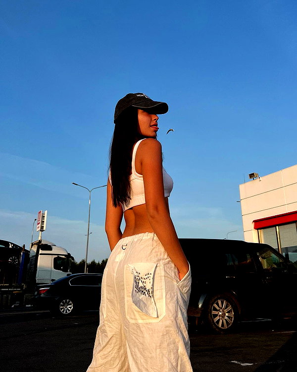 veroni22ka instagram image archive image