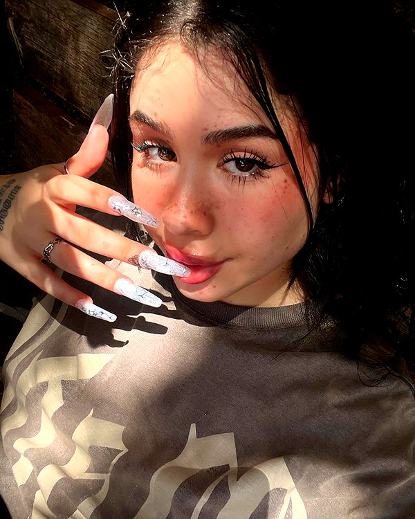 evasela__ instagram image archive image