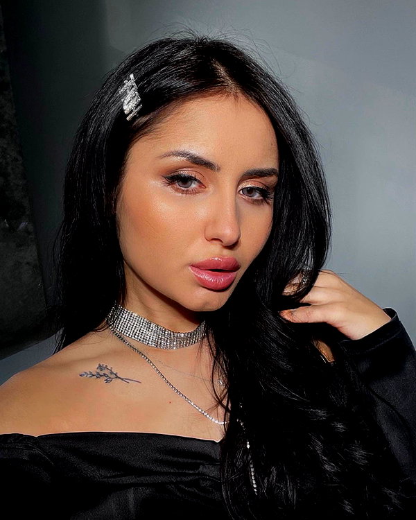 alishevs instagram image archive image