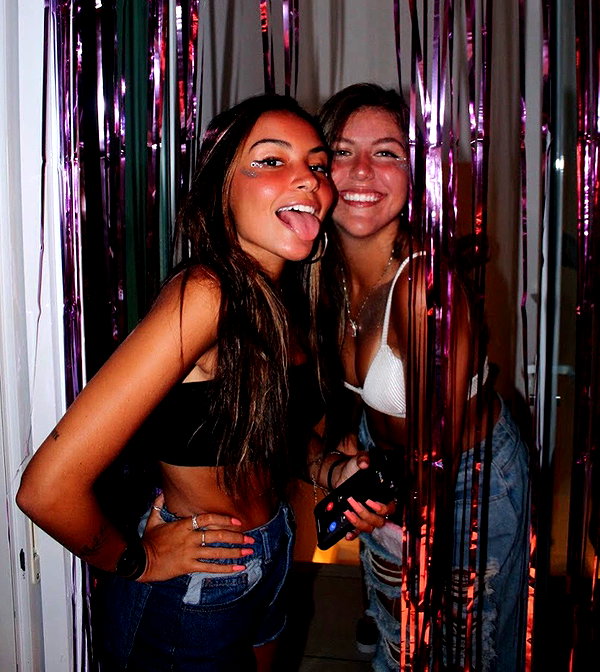 gabimfmoura instagram image archive image
