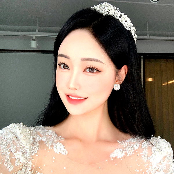 daxbin instagram image archive image