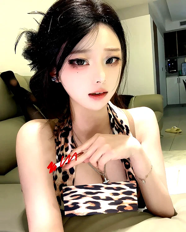 yingyinng_ instagram image archive image