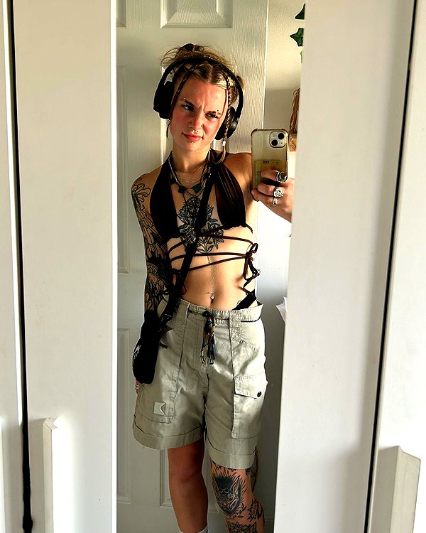 charley.chambers instagram image archive image