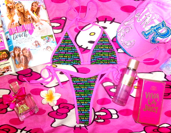 Archived image from @cyberangelz.shop on Instagram