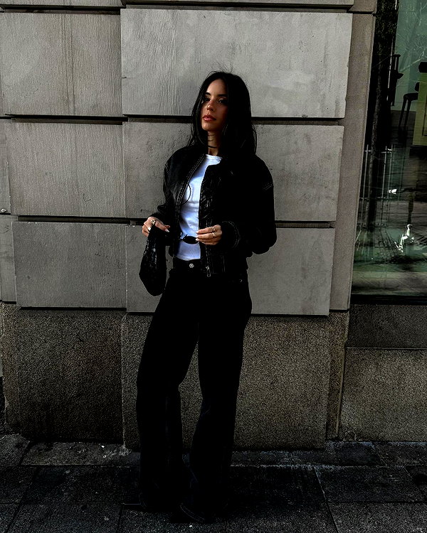 zoeliss instagram image archive image