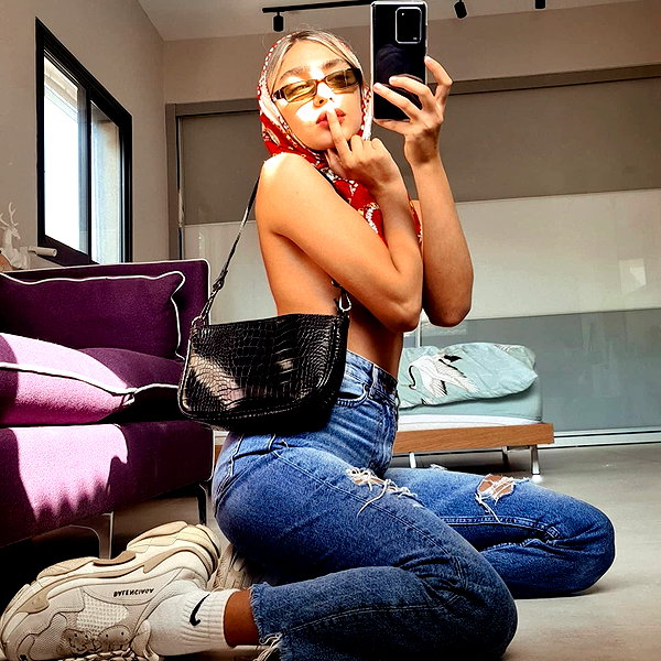 maya.keyy instagram image archive image