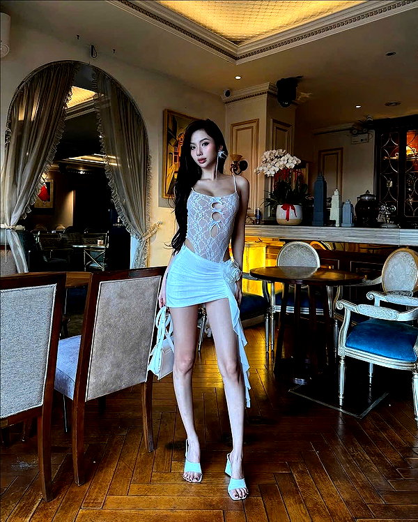 lyhythuedoxinh instagram image archive image