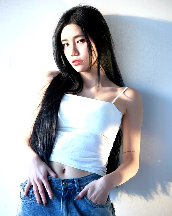 bora__look instagram image archive image