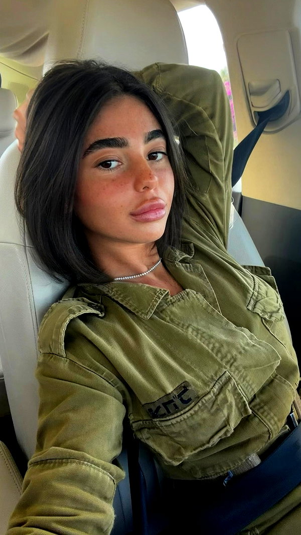 lian_sabag8 instagram image archive image