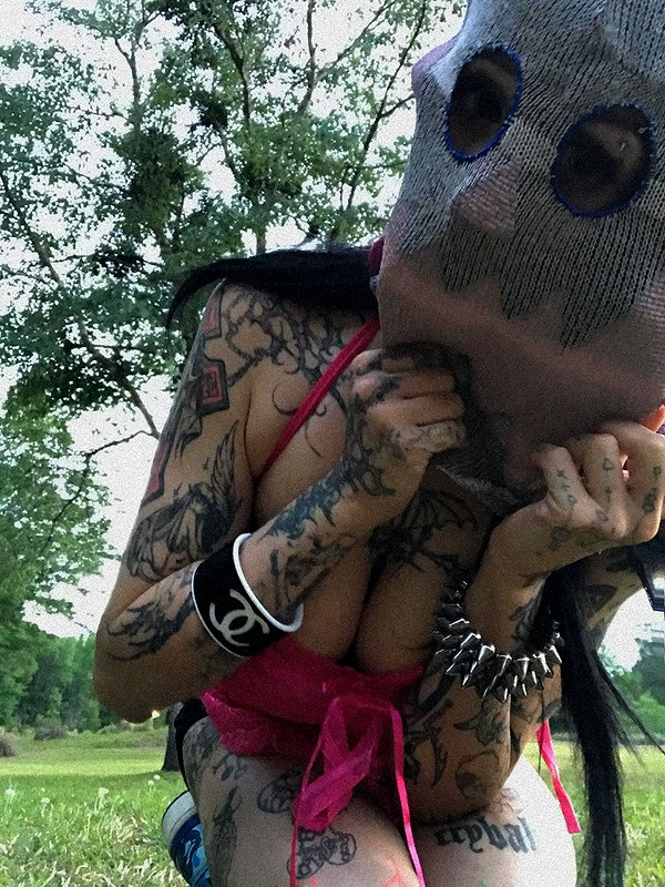 zommmbri instagram image archive image