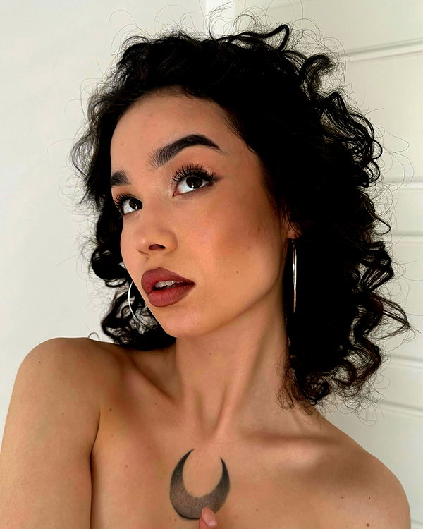 anzhelater instagram image archive image