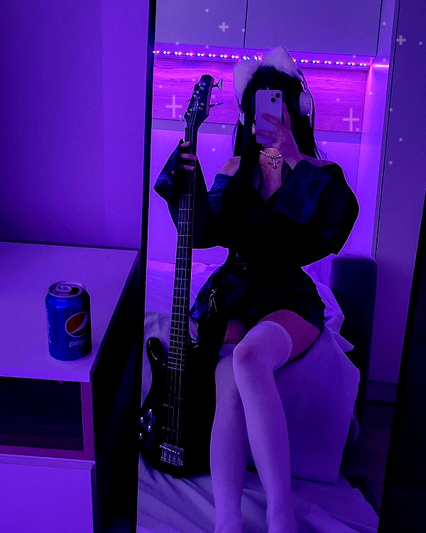 leenalleee instagram image archive image