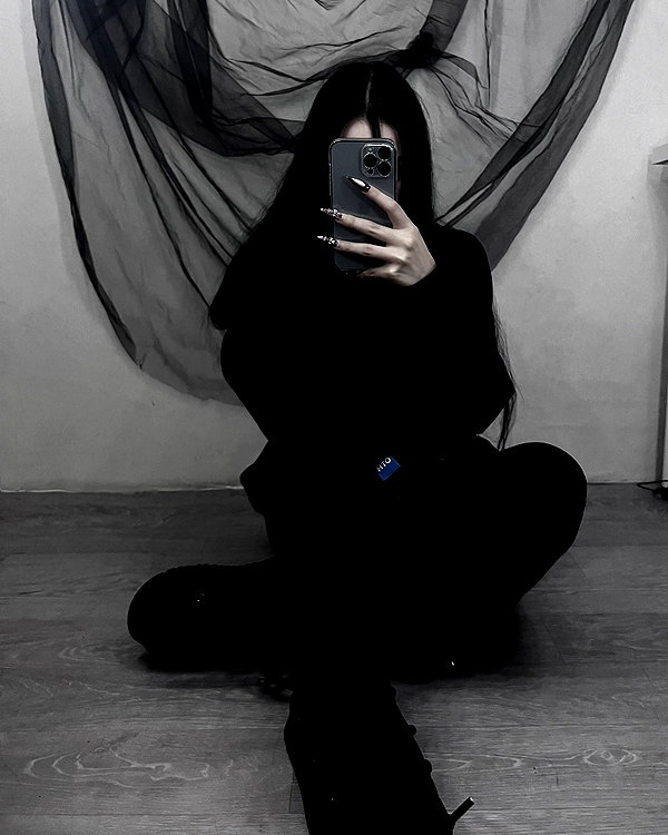 glowmoonshorty instagram image archive image