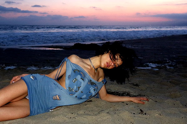 leonanaomii instagram image archive image