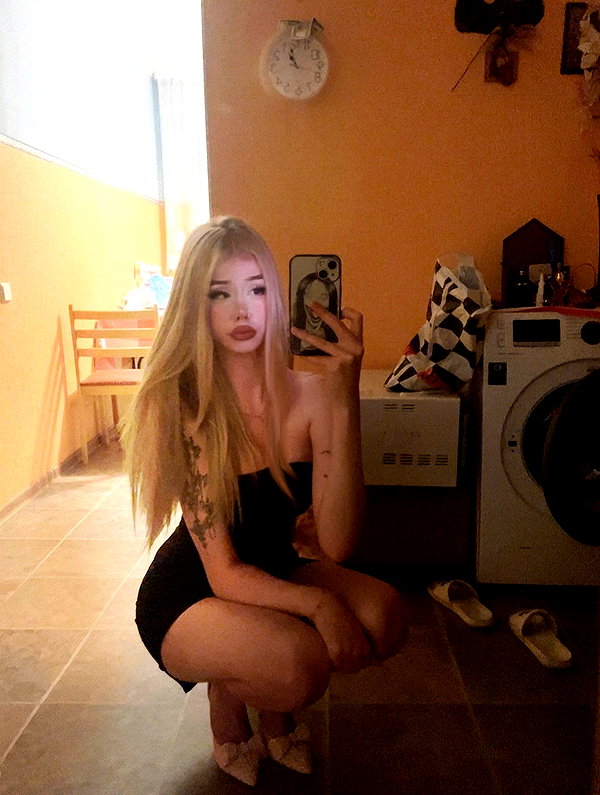 ellerumii instagram image archive image