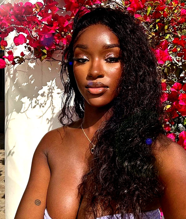 baddiesessence instagram image archive image
