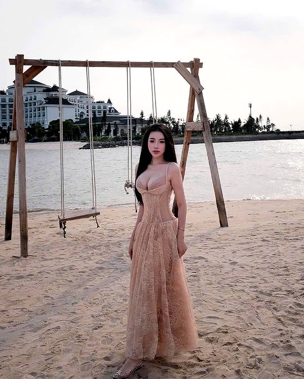lyhythuedoxinh instagram image archive image