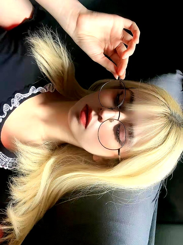 luly1980s instagram image archive image