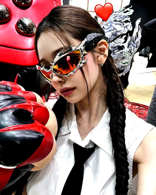 dear.zia instagram image archive image