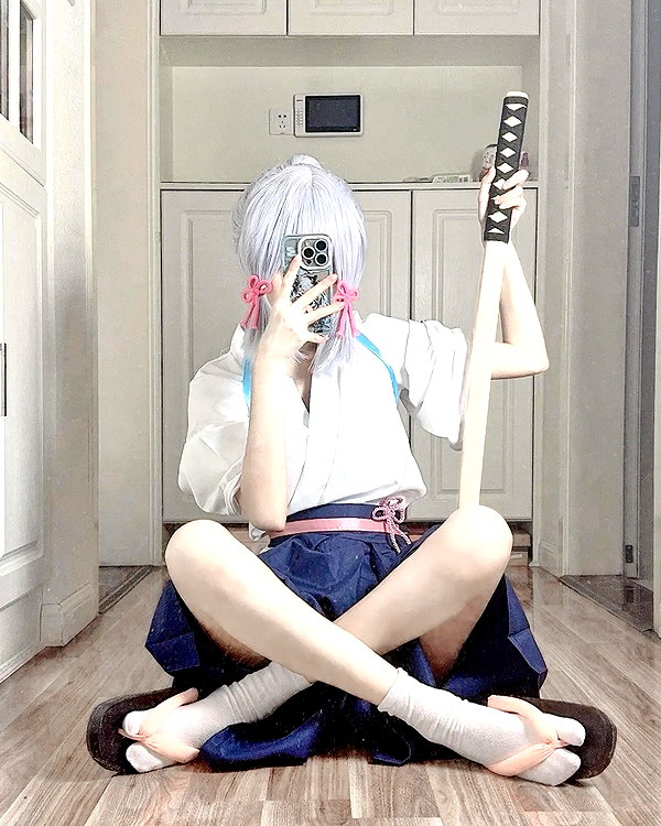 gallery_cosplayer instagram image archive image