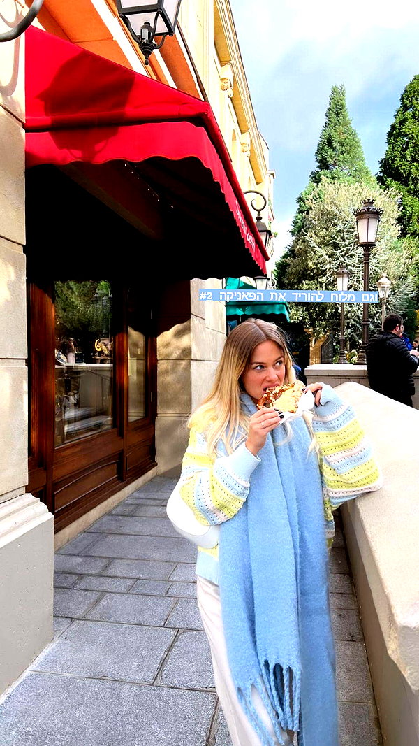 barzomer instagram image archive image