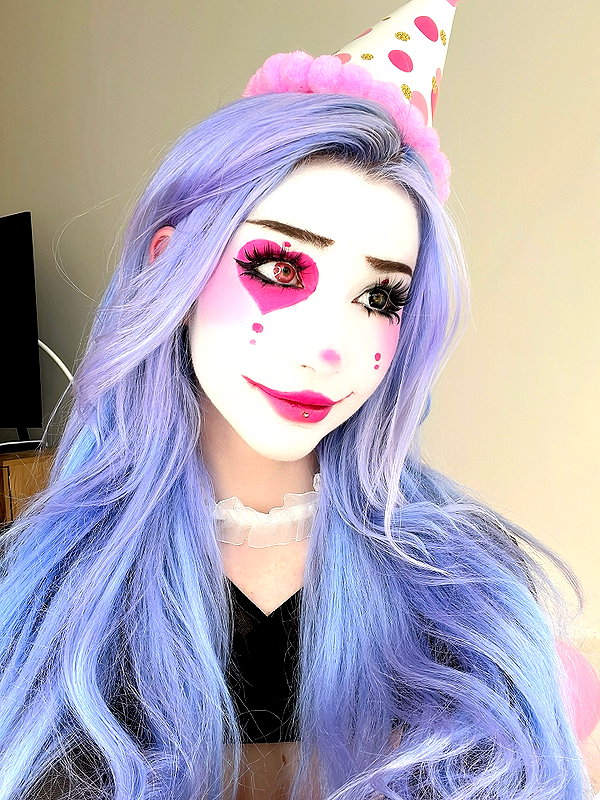 danielle.mercedie instagram image archive image