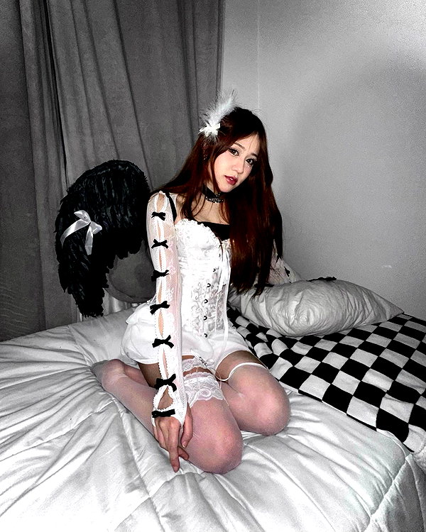 is2tian instagram image archive image
