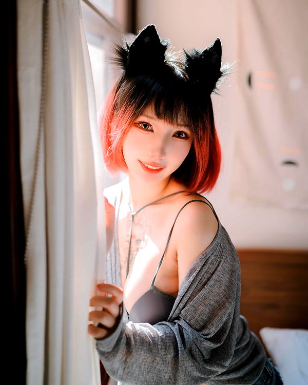 rakukoo instagram image archive image