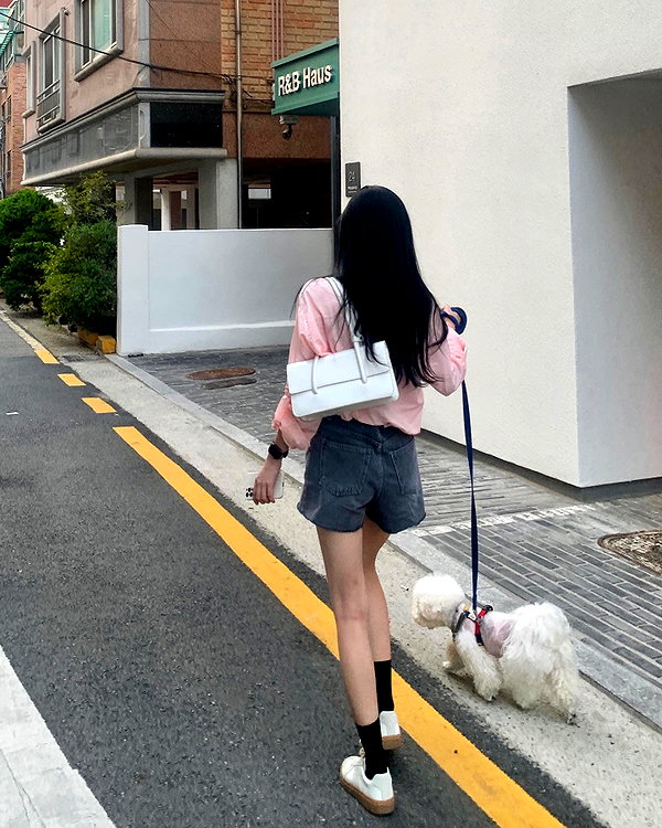 daxbin instagram image archive image